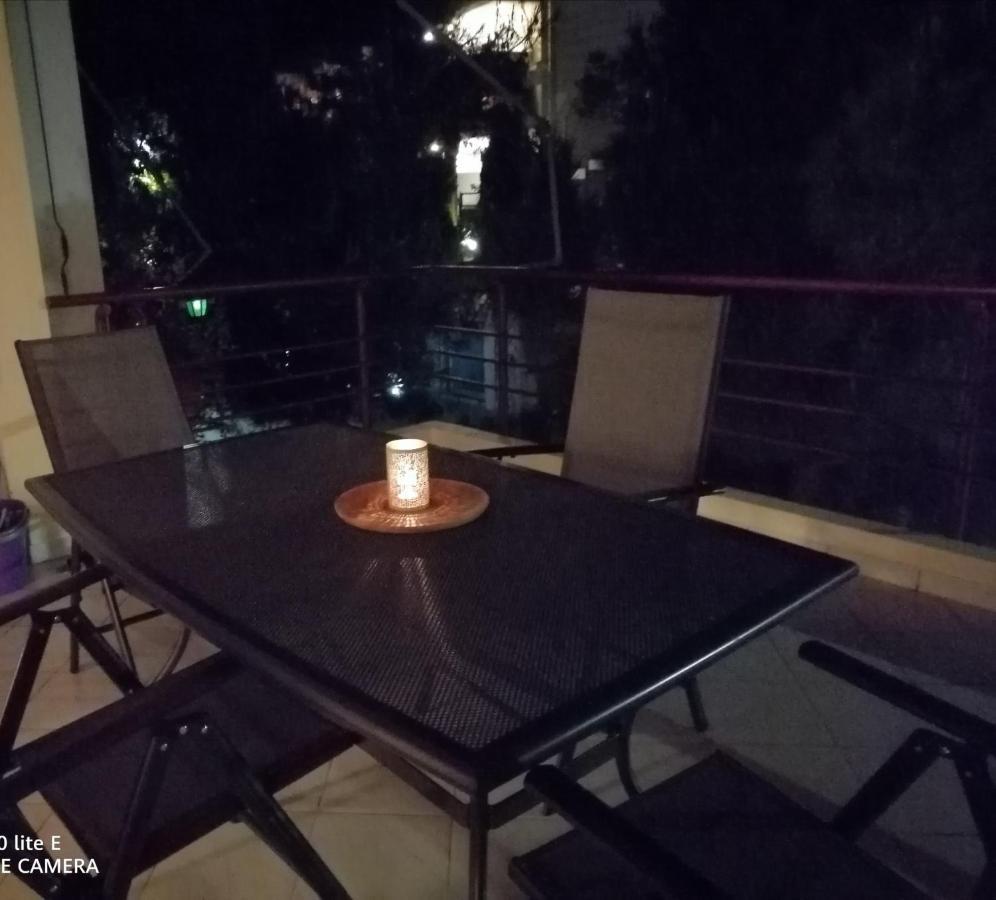 Beach N Fun Bbq Fireplace Saronida 外观 照片